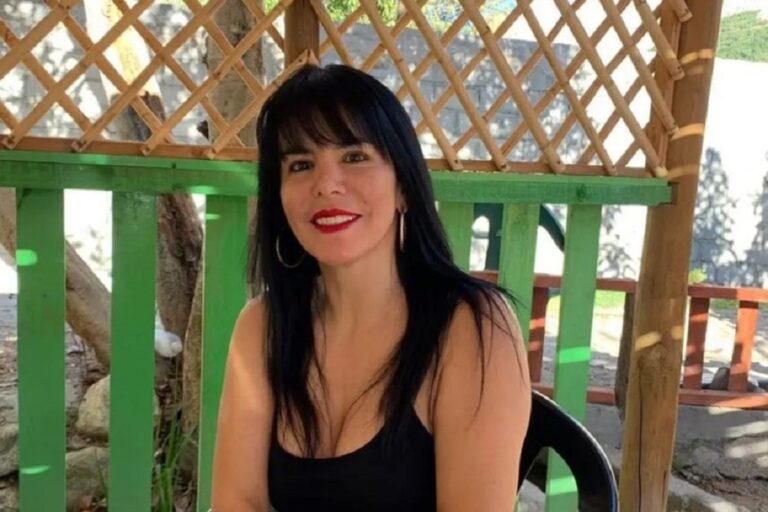 Anita Alvarado fue detenida por golpear a un funcionario de la PDI en el aeropuerto de Pudahuel