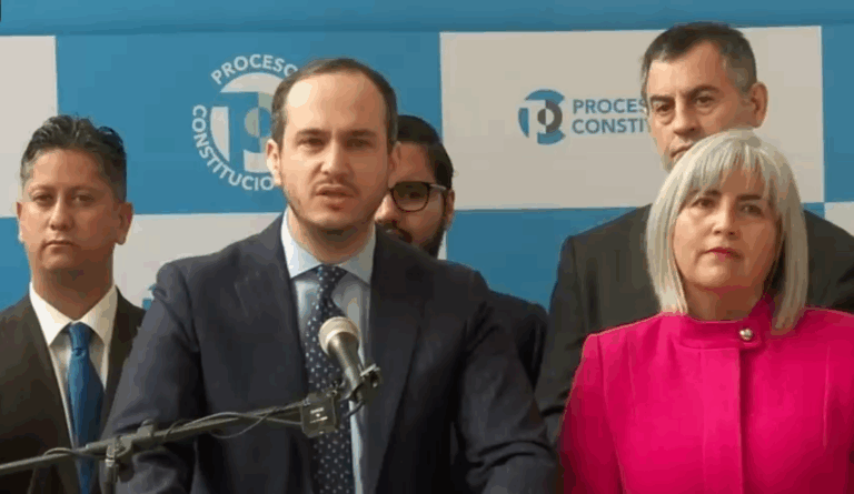 Republicanos a un año del triunfo del Rechazo: 