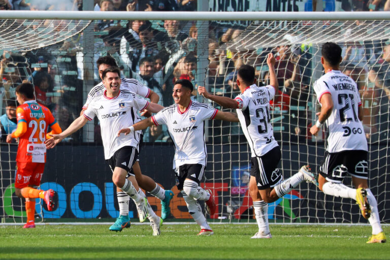 Colo Colo le quitó la medalla de invicto a Cobresal tras vencerlo 6-0 en el campeonato nacional