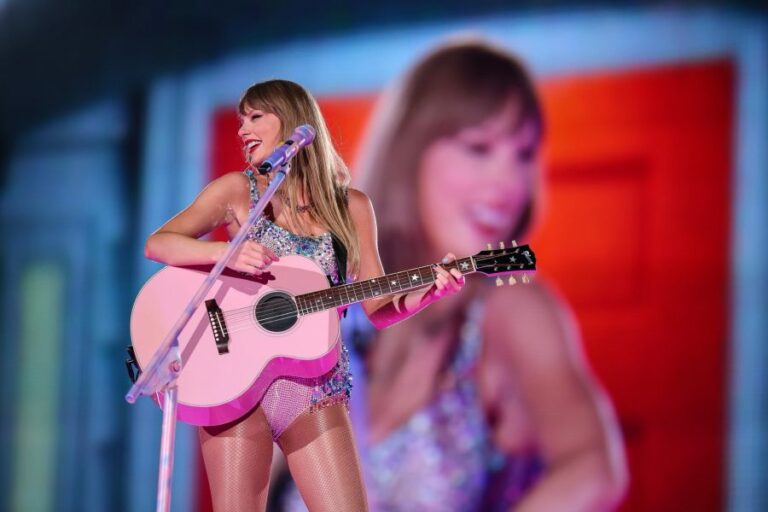 Taylor Swift llega a los cines de Chile con 