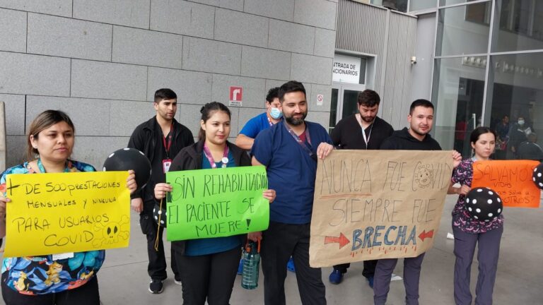 Gremios de salud anuncian movilización contra despidos de funcionarios tras fin de la alerta sanitaria por COVID-19
