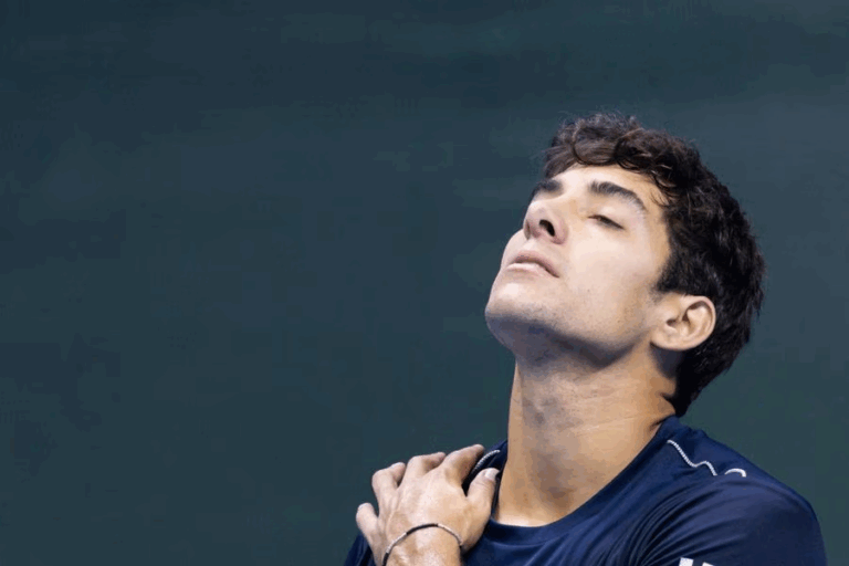 Cristian Garín cae ante el italiano Arnaldi en la segunda fecha de Copa Davis