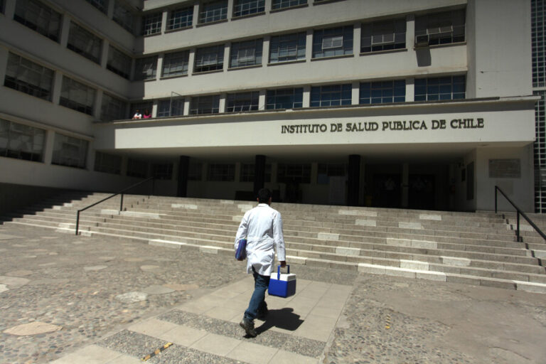 ISP ordenó retiro de productos del Laboratorio Sanderson