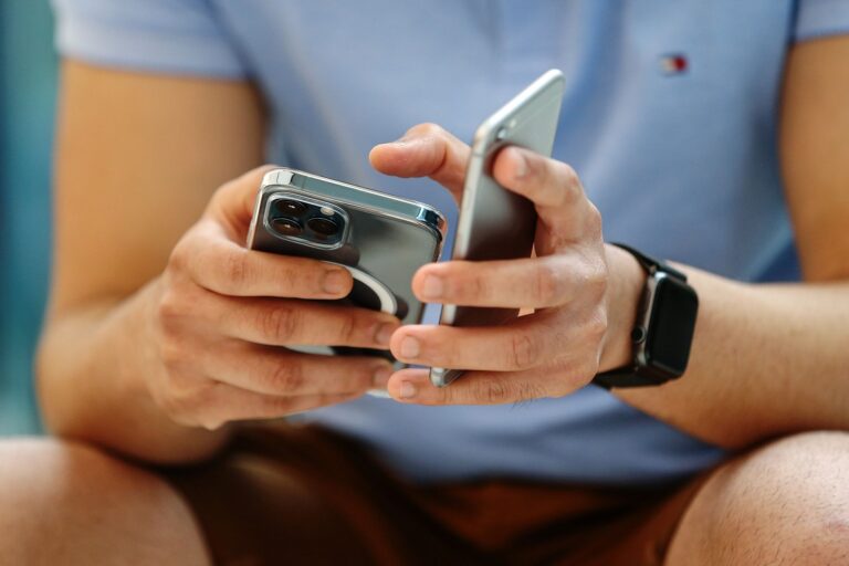 Francia: Ordenan retirar “inmediatamente” el iPhone 12 del mercado por altos niveles de radiación