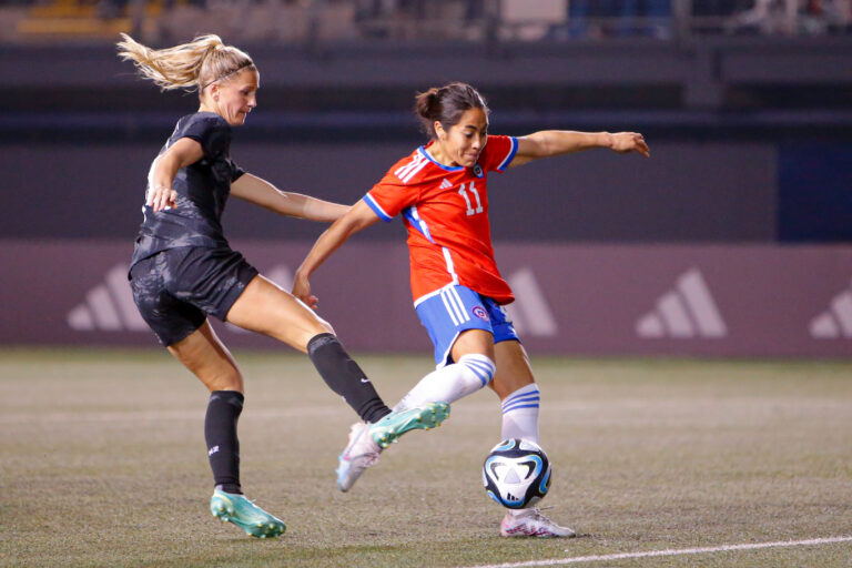 La Roja se impone 3-0 a Nueva Zelanda en el amistoso de preparación para Santiago 2023