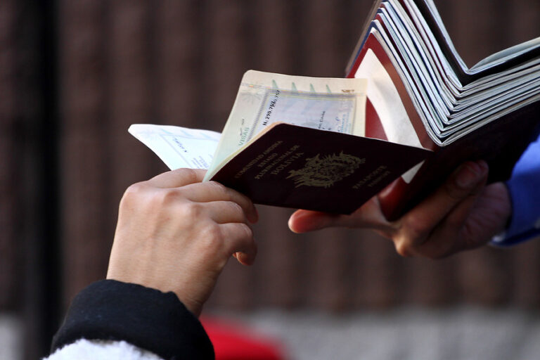 Santiago 2023: Gobierno lanza timbre conmemorativo de pasaporte para dar bienvenida a deportistas y turistas extranjeros