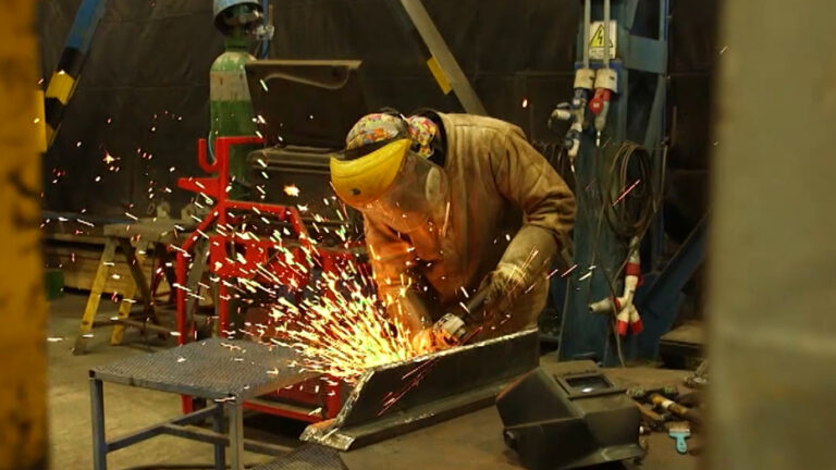 Velmar y Sawu: Potenciando la fabricación y reparación de componentes mineros en Antofagasta