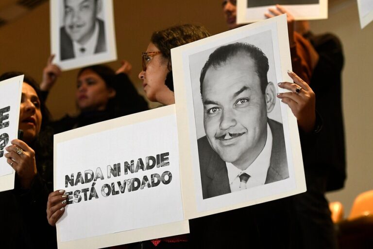 Cámara rinde homenaje a diputados detenidos y desaparecidos en dictadura