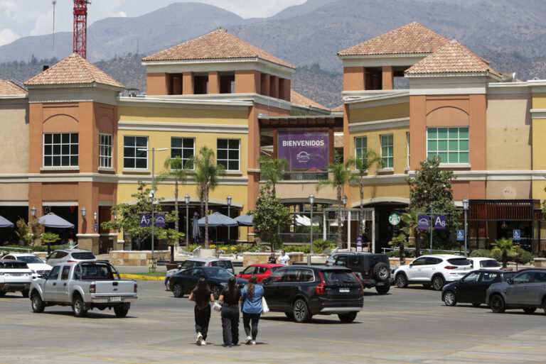 19 de septiembre: Revisa cómo funciona el comercio, malls y supermercados en el último día del fin de semana de Fiestas Patrias