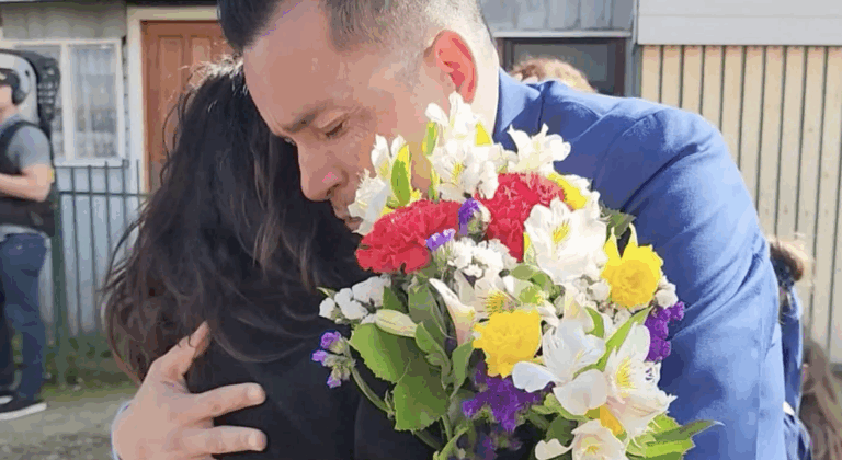 Tras 42 años: Exsoldado estadounidense que fue dado en adopción en dictadura se reencontró con su familia biológica en Valdivia