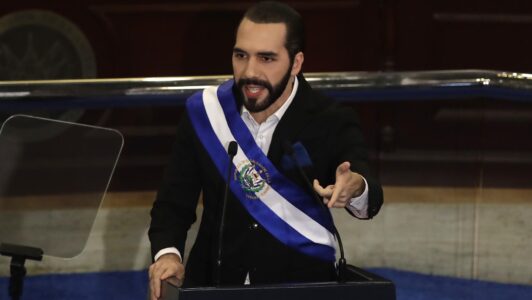 La OEA y la Unión Europea observarán las elecciones de El Salvador: Bukele apuesta por su reelección inmediata