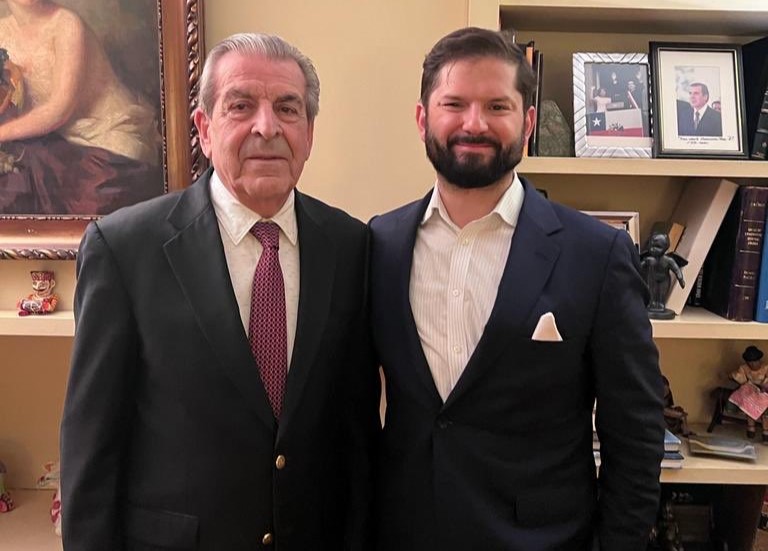 Presidente Boric se reunió con Eduardo Frei Ruiz-Tagle por los 50 años del golpe de Estado