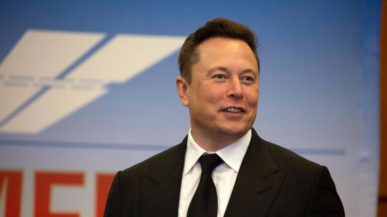 La recién publicada biografía de Elon Musk, entre los libros más vendidos