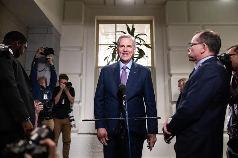 La Cámara Baja de EE.UU. aprueba someter a votación la destitución de su líder, Kevin McCarthy