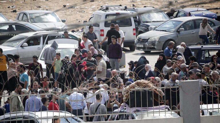 Unión Europea impulsa un puente aéreo con Egipto para llevar ayuda humanitaria a Gaza