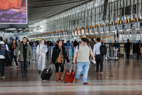 Controladores aéreos anuncian nueva movilización para este jueves: Proyectan 200 vuelos afectados en Santiago