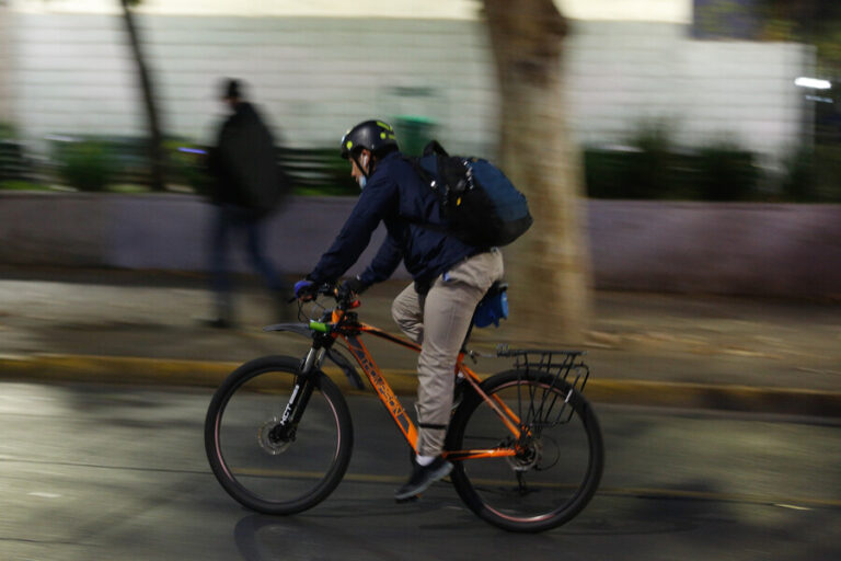 Diputados RN presentan proyecto para que el presidente Boric cree un registro nacional único y voluntario para bicicletas
