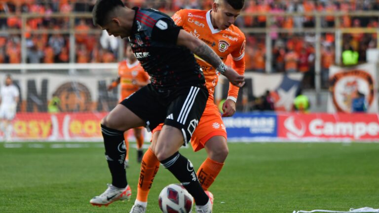 Colo Colo podría disputar sus próximos partidos sin público tras informe arbitral