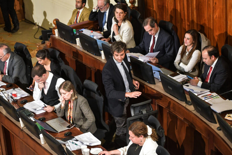 Consejo Constitucional rechazó norma de paridad en cargos de elección popular: Pasará a Comisión Mixta