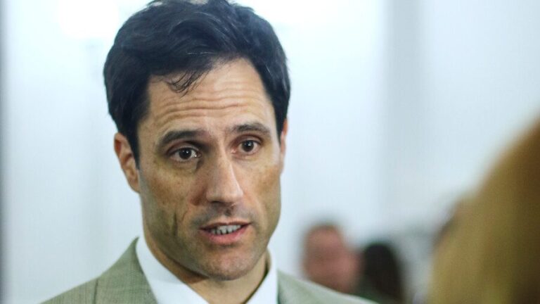 Consejero Silva reconoció que actual propuesta le 