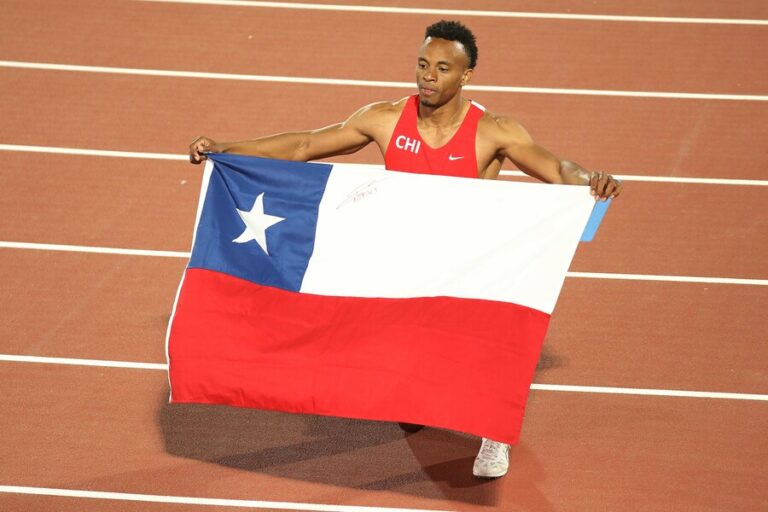 ¡In-cre-íble! Santiago Ford consigue la medalla de oro en Santiago 2023