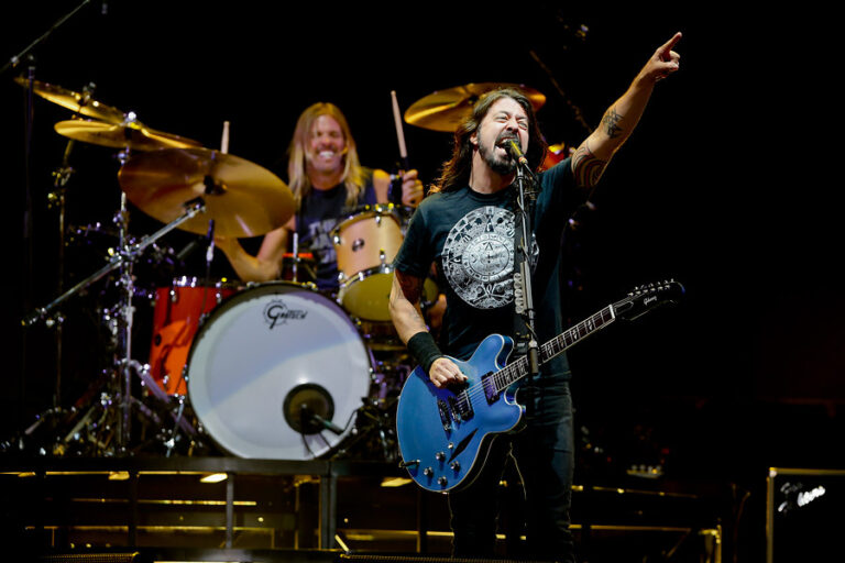 Foo Fighters anuncia su primera gira tras la muerte de su baterista Taylor Hawkins