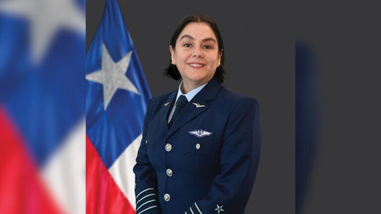 Paula Carrasco se convierte en la primera mujer en grado general de las Fuerzas Armadas de Chile