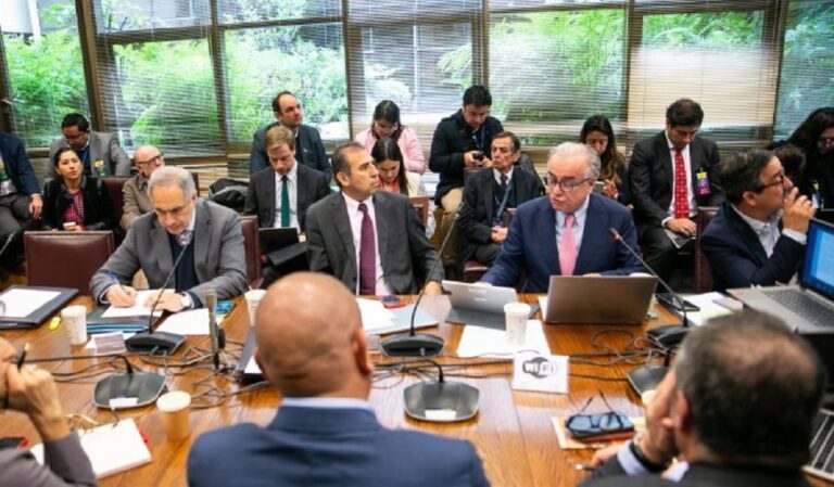 Comité técnico entrega informe por Ley Corta de Isapres: Aseguradoras deberán desembolsar US$ 451 millones para cumplir el fallo