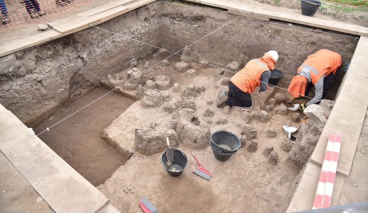 Jarrones, cerámica y puntas de proyectiles: Metro da a conocer detalles de hallazgo arqueológico en obras de Línea 7