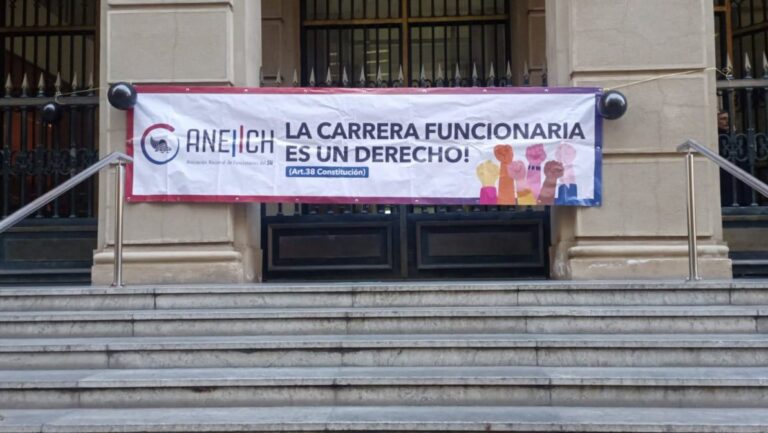 Funcionarios del SII inician paro nacional: Acusan 