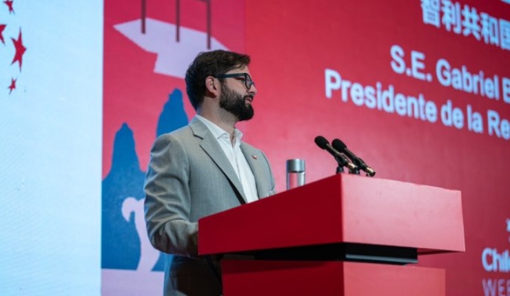 Gira por China: Pdte. Boric abordó temas de derechos humanos en reunión con primer ministro Li Qiang