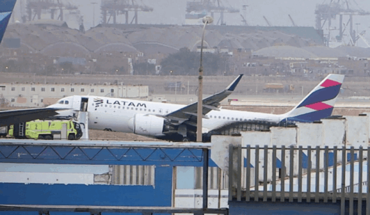 Controladores de Tránsito Aéreo convocan movilizaciones en todos los aeropuertos de Chile a partir de este viernes