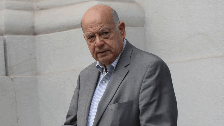 Senador Insulza por Ley de Usurpaciones: 
