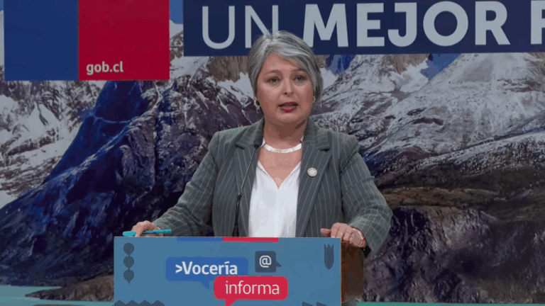 Ministra Jara en la antesala de la conmemoración del 18-O: 