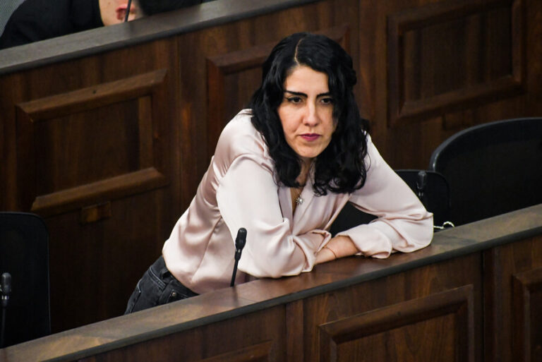 Consejera María Pardo (CS) y votaciones a propuestas de la Comisión Mixta: 
