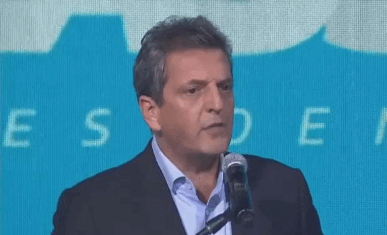 Massa promete convocar un gobierno de unidad si gana la presidencia: 