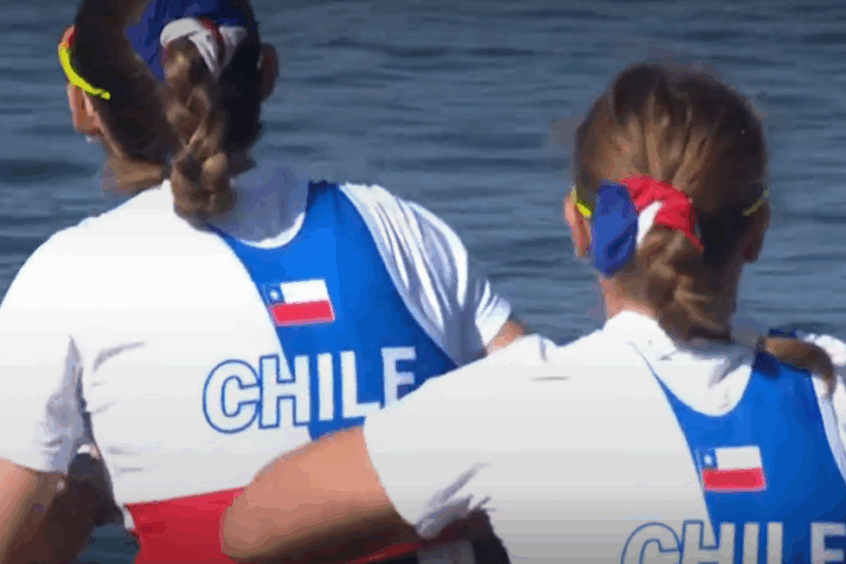 Antonia Liewald e Isidora Niemeyer conquistan primer lugar en doble de remos cortos ligero y dan oro a Chile