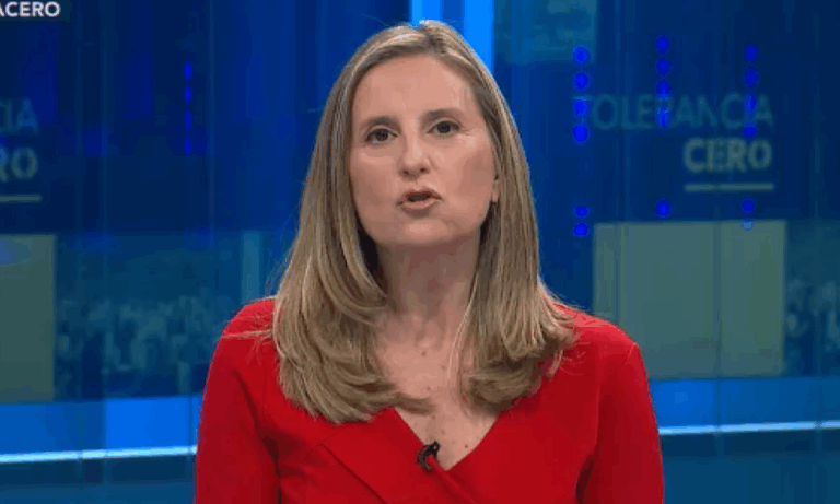 Paula Escobar: 
