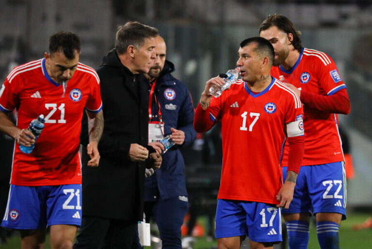 La Roja se prepara para enfrentar a Perú en la tercera fecha de Clasificatorias: Cuándo juegan y dónde ver