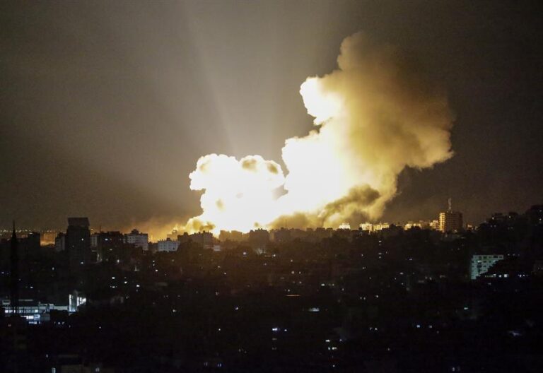 Israel realizó casi un centenar de ataques aéreos contra Hamás en Gaza durante la madrugada