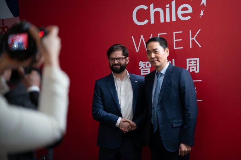 Litio: Pdte. Boric anuncia proyecto de inversión de empresa china por más de US$ 230 millones