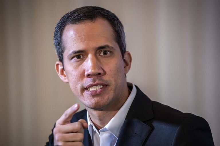 Fiscalía de Venezuela emite orden de arresto contra Juan Guaidó, acusado de legitimación de capitales