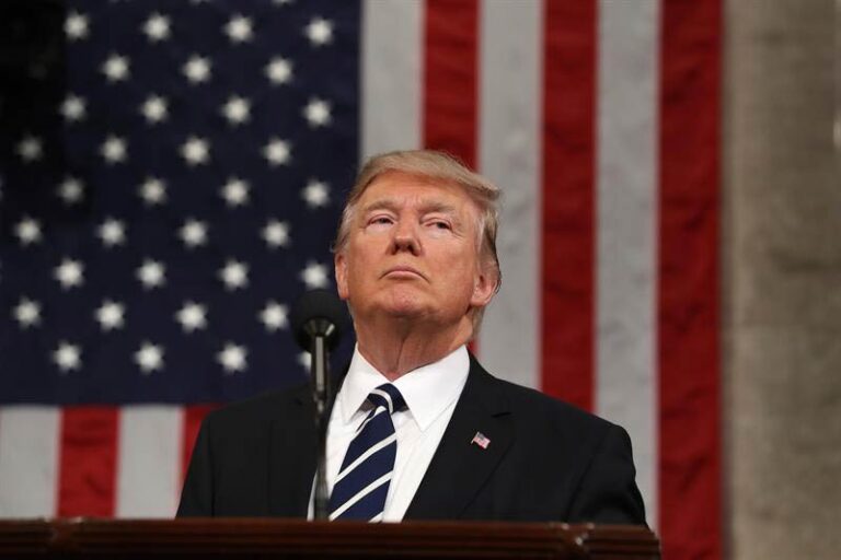 Multan a Trump con US$ 5.000 por infringir orden de silencio durante juicio por fraude en Nueva York