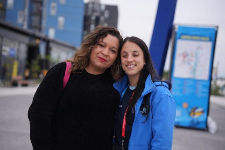 El emotivo encuentro de guardia que vivirá en la Villa Panamericana con hockista que aloja en su departamento