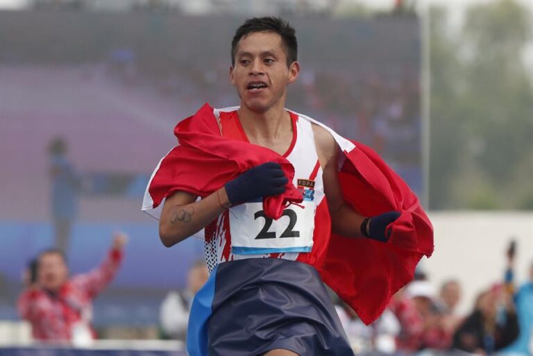 Atleta peruano acusa insultos durante la maratón en los Juegos Panamericanos de Santiago 2023