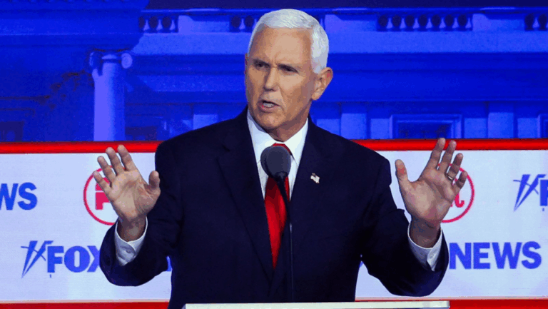 Mike Pence suspendió su campaña presidencial y prometió ayudar a elegir 