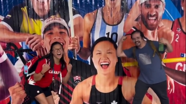 ¡Fue genial!: Campeona olímpica se emociona al encontrar cartel que usa su imagen para promocionar los Panamericanos