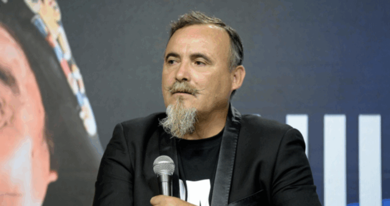 Paul Vásquez, 