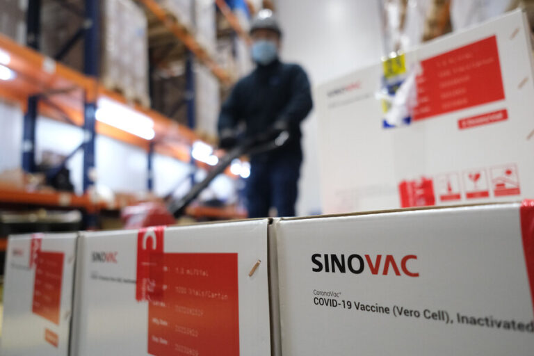 Revelan las razones por las que Sinovac decidió no instalarse en el país