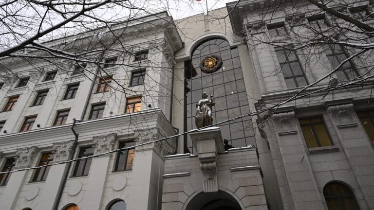 Rusia prohíbe el Movimiento LGBT+: Tribunal lo declaró como 